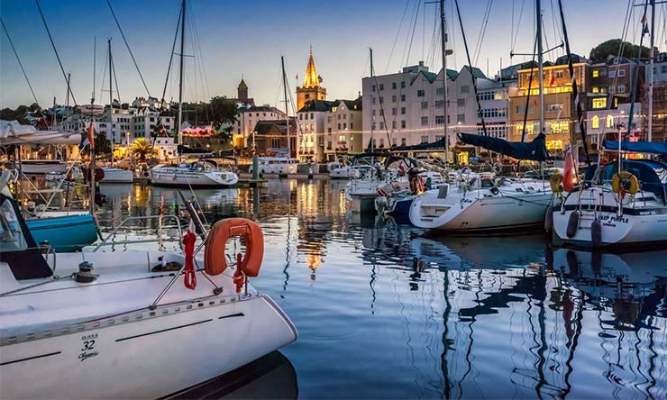 MultiWage – International, Channel Islands, IOM, Malta, Gibraltar & UK payrolls